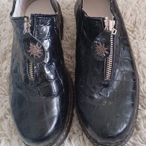 Geier Wally Austria Women’s 39 (US 8) Black Croc Patent Leather Zip Loafers Rare